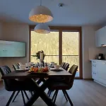 Bergschnucke Homes - Im Sommer Inklusive Silvretta-card Apartment *