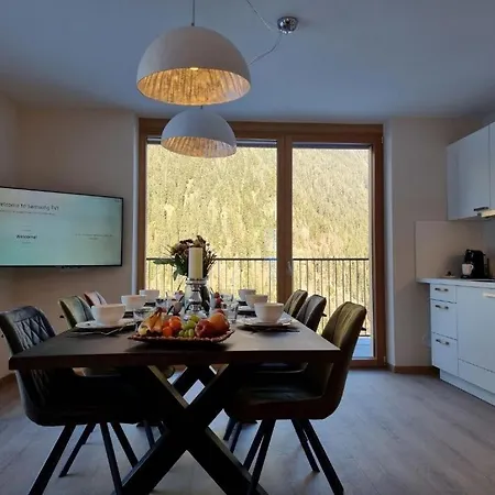 Bergschnucke Homes - In & Out Lägenhet *
