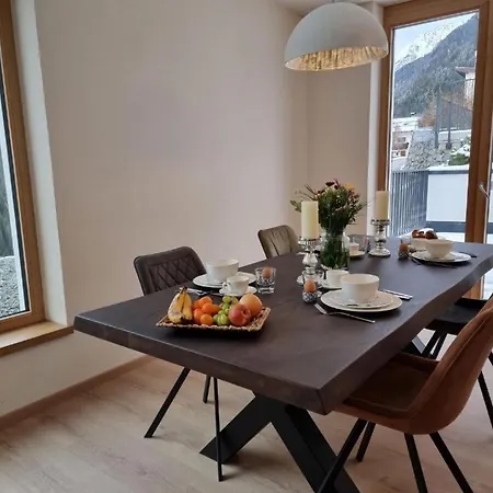 Bergschnucke Homes - Silvretta Card Im Sommer Inklusive Appartement